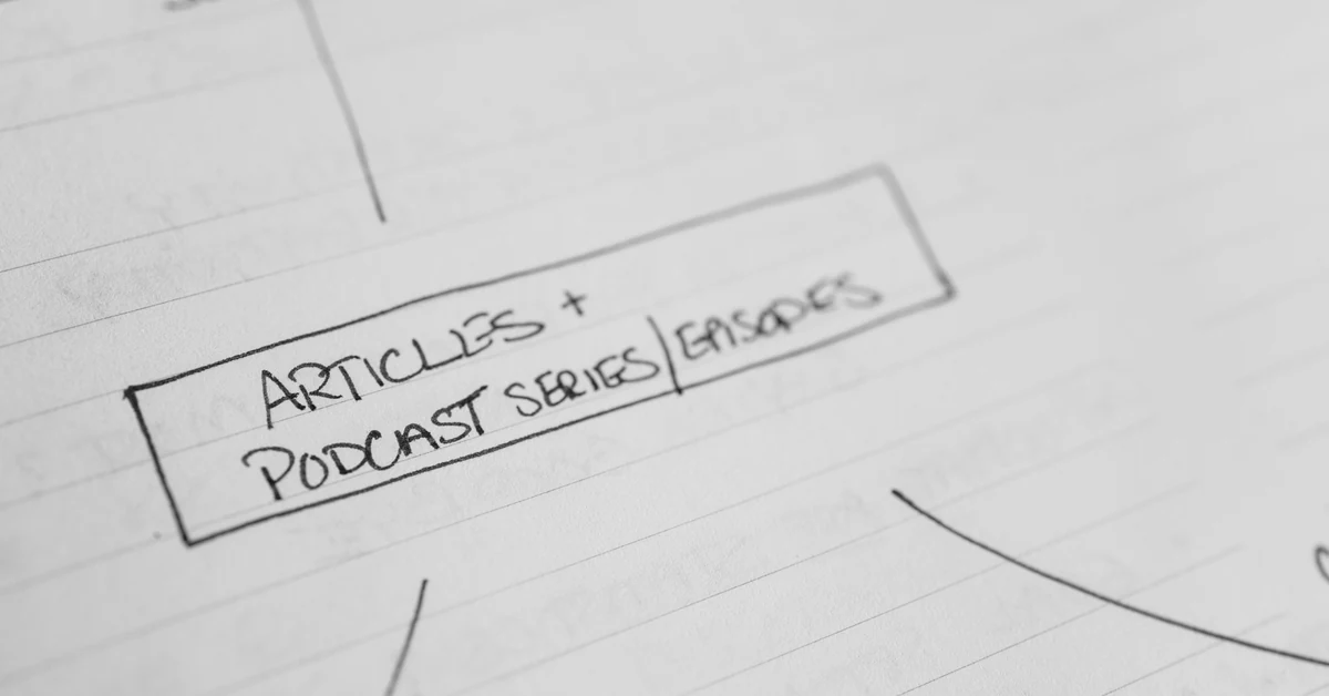 Handwritten mind map used to organize a broad affiliate blog topic into focused standalone article ideas.